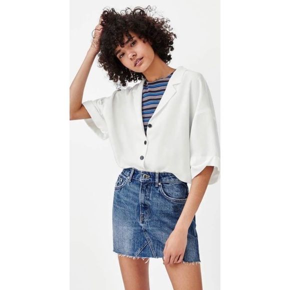 Trafaluc by Zara Authentic Denim by TRF Distressed Frayed Raw Hem Mini Skirt - Picture 2 of 16